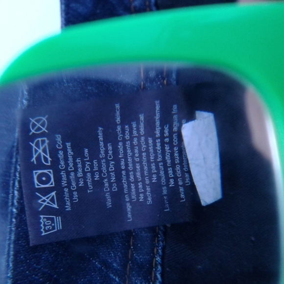 Women's denim jeans brand is Fox size 3 big Bell great condition - Picture 8 of 13